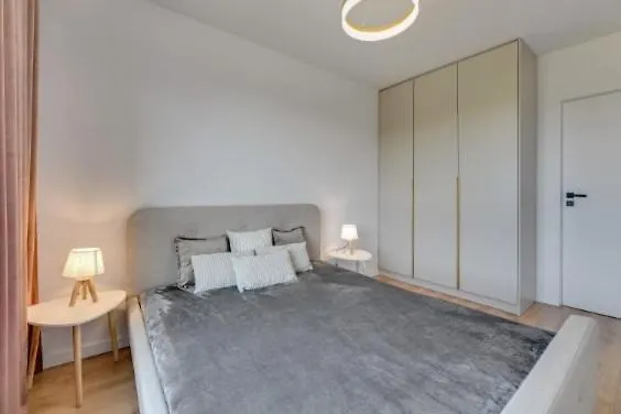 Latarnikow 44 公寓 格但斯克